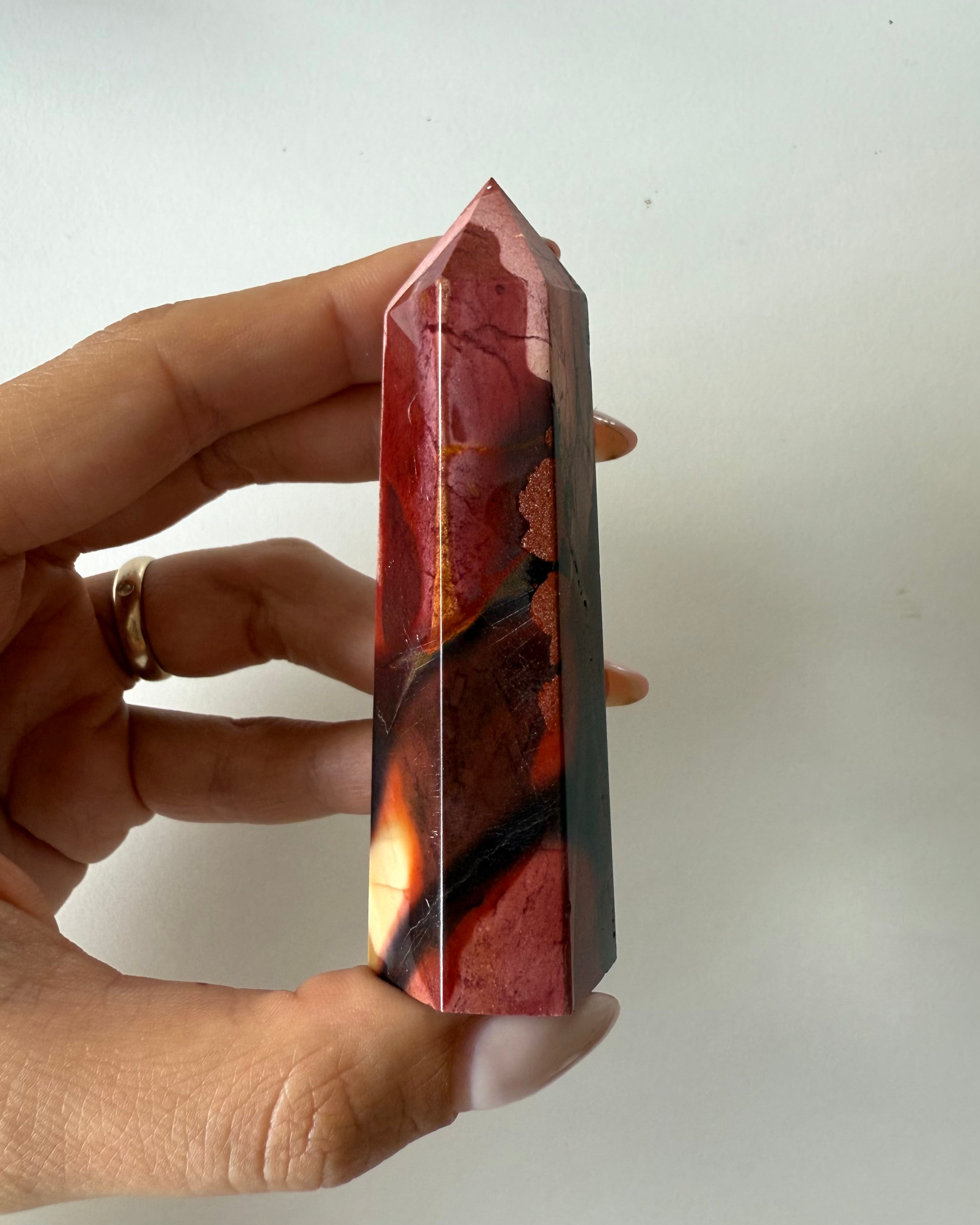 Torre in Mookaite