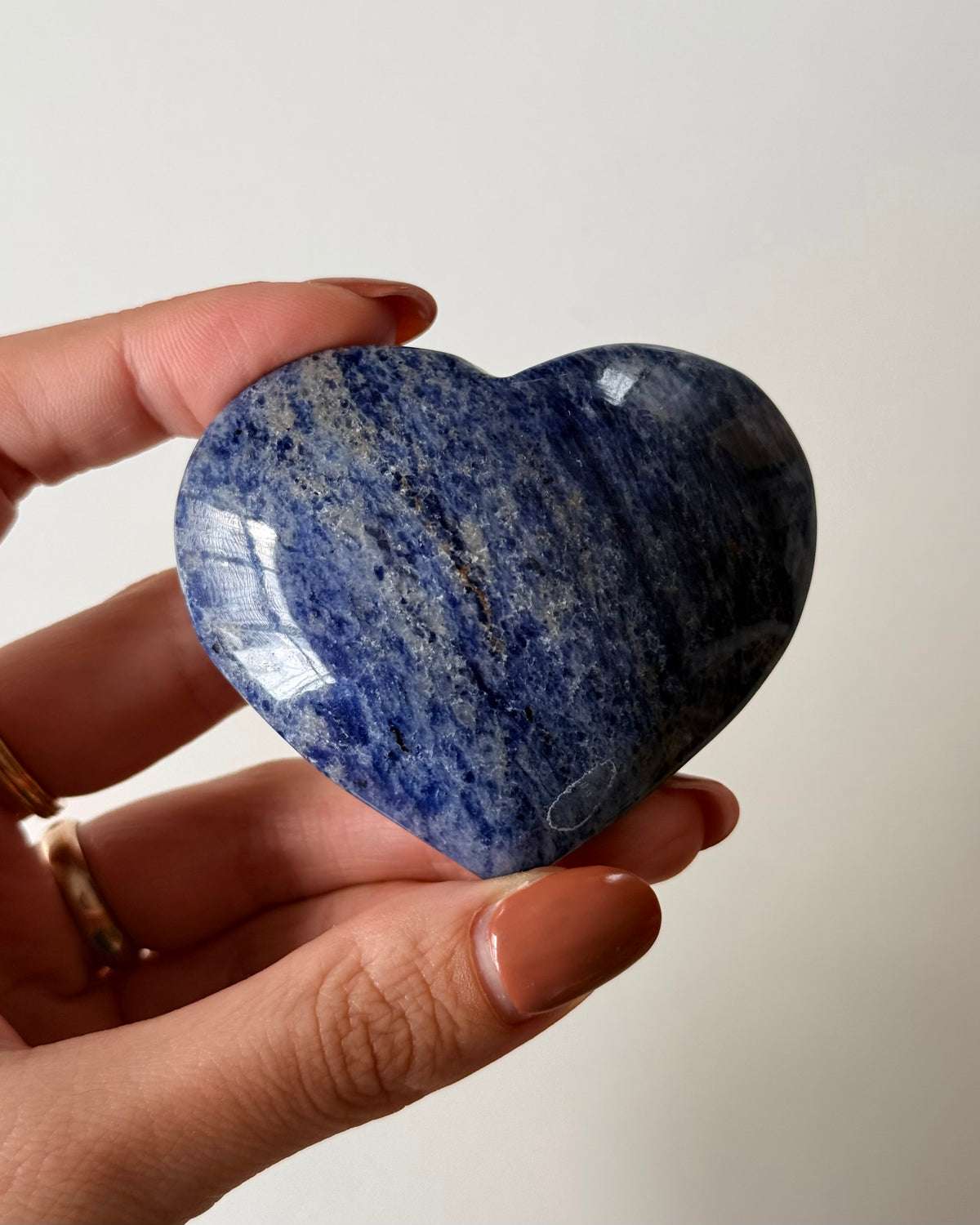 Cuore in Sodalite
