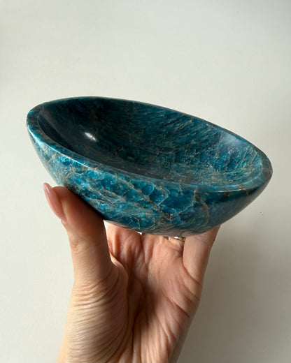Ciotola in Apatite
