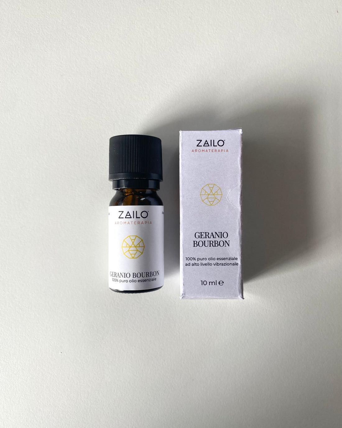 Olio essenziale di Geranio Bourbon