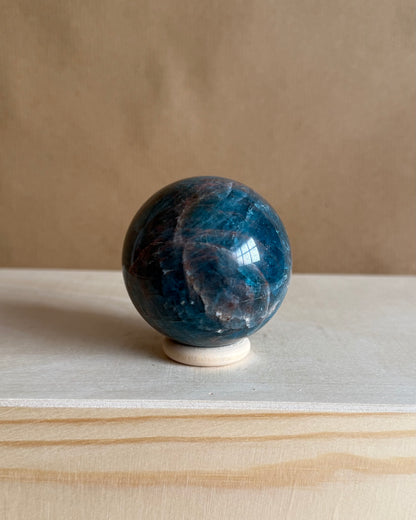 Sfera in Apatite (5cm)