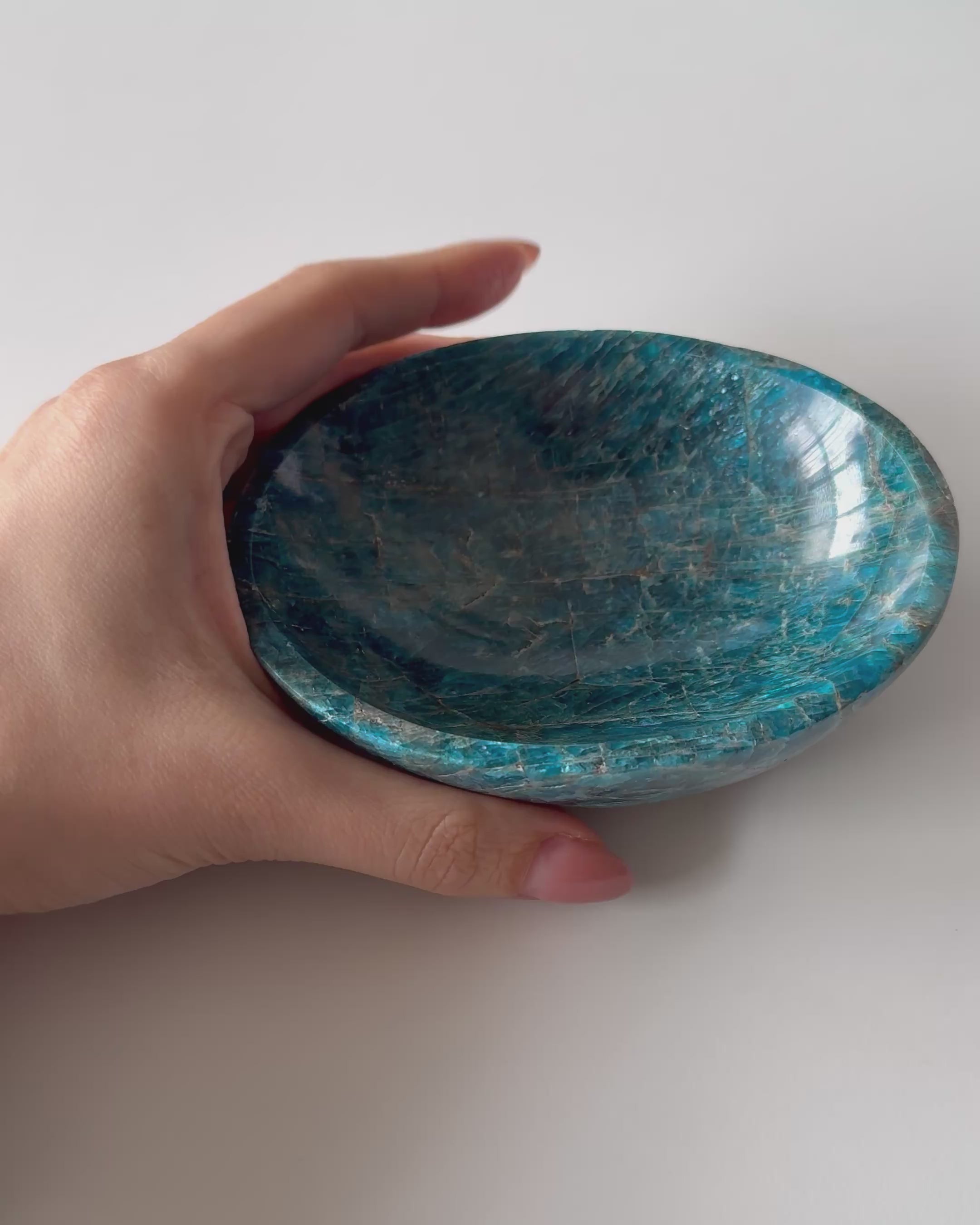 Ciotola in Apatite